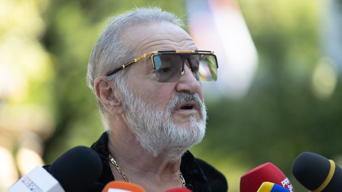 Gigi Becali, reacția serii despre tragedia Craiovei în Europa: „Am rămas mască! E urât din partea mea”