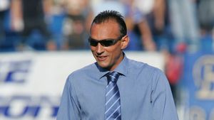 Florin Prunea, amintire memorabilă din Giulești: „Am plecat cu Armata! Poliția a fugit și am ajuns la etajul 10!” | VIDEO EXCLUSIV ProSport Live