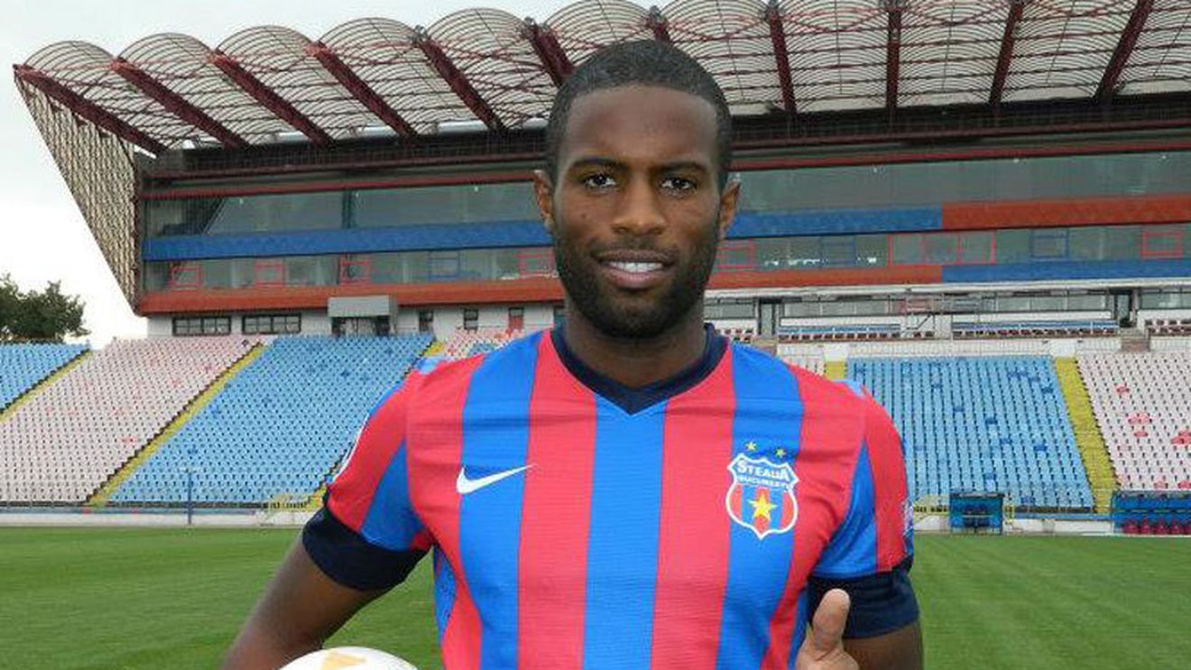 FOTO Varela, primele imagini în tricoul Stelei: "E o mândrie să ajung în curtea unui club atât de mare!" Mesajul transmis fanilor