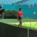 CORESPONDENȚĂ DE LA MIAMI. Sorana Cîrstea a jucat fotbal cu antrenorul ei înaintea celei mai mari victorii din carieră, cu Aryna Sabalenka | VIDEO EXCLUSIV