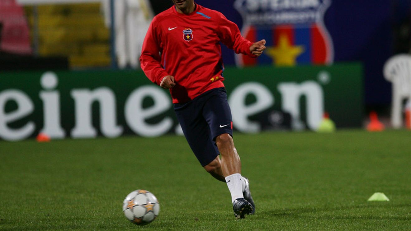 "Academia" lui Strizu umilită în Ghencea!