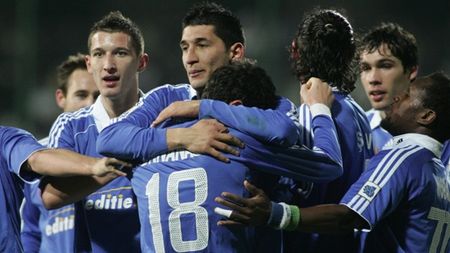 Licență contestată!**