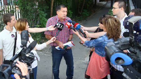 Arbitrii români au primit ULTIMATUM, Crăciunescu răspunde!** "Arbitri străini? Asta nu se va întâmpla" De ce crede că e atacat de Becali și Porumboiu: