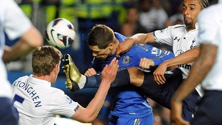 A asistat la un moment care a "înghețat" tot stadionul! FOTO Cum a fost surprins Chiricheș pe banca lui Tottenham