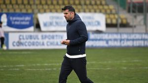 „S-a lăsat la 25 de ani! O fi prins curaj după ce am ieșit din vestiar”. Reacția lui Nicolae Dică după ce Adrian Petre a dezvăluit că l-a înjurat