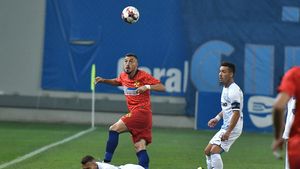 "E plin de calități", dar a fost scos de pe teren după doar 19 minute! Schimbarea făcută devreme în timpul partidei dintre U Craiova și FCSB