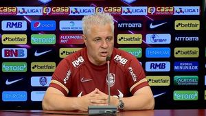 Marius Șumudică, criticat pentru ieșirea de la conferința de presă: "A greșit! Acele discuții trebuiau să rămână în vestiar" | VIDEO EXCLUSIV ProSport LIVE