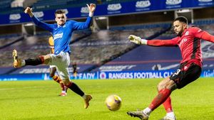 Ianis Hagi i-a impresionat din nou pe scoțieni! Fanii îi dau peste nas lui Steven Gerrard: „Le-a închis gura «haterilor»!”