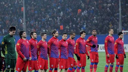 Eroarea de la golul lui Ola John i-a DĂ‚RÃ‚MAT pe steliști: "Ei deja se opriseră! I-am găsit pe toți necăjiți!"** UITE ce s-a întâmplat în vestiar după EȘECUL cu Twente