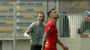 Gabi Iancu, prima reacție după ce a injurat un suporter și a primit cartonașul roșu în Chindia - FC Hermannstadt 1-2: „Am cedat, sper să nu primesc multe etape”
