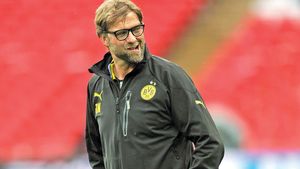Stand-up comedy cu Klopp! Antrenorul Borussiei a făcut spectacol înaintea meciului cu Arsenal