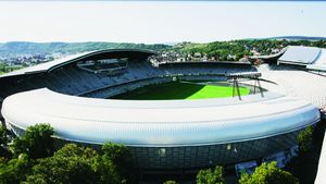 Război la CFR?** Galeria nu este de acord cu cererea formulată de Paszkany și Mureșan! "Vrem să rămânem acasă!"