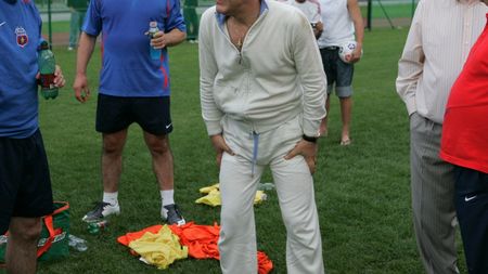 ProSport a descoperit unde mută Gigi Steaua** pentru a scăpa de fani!