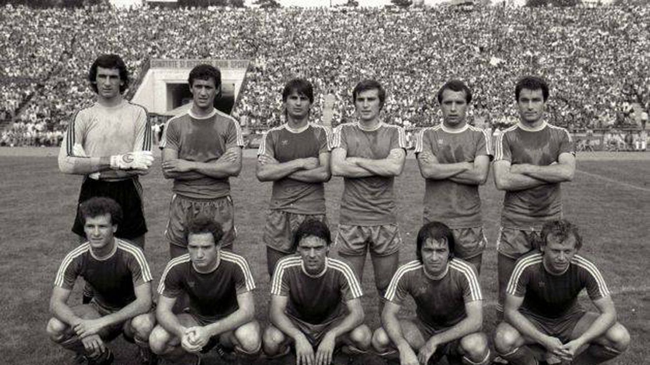 INTERVIU | CÃ‚RȚU: "Ivan ar fi trebuit să meargă la Steaua". De ce nu se uită la CS U Craiova, ce viitor îi prevede lui Ianis Hagi  și ce spune despre Daum: "Să rămână cât vor ei" 