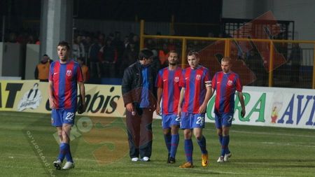 Noua tactică a Stelei:** "Bonfim, Nicoliță și Szekely joacă aceeași partitură! Sunt 3 în 1!"