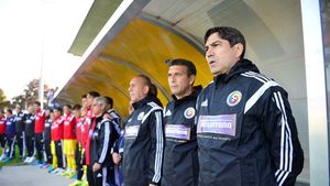 Amatorism în staff-ul lui Pițurcă. Secundul Apolzan l-a "spionat" pe Adam Szalai, fotbalist la Hoffenheim, la meciul Chelsea - Schalke 04