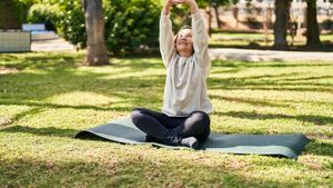 ADVERTORIAL. Ce fac diferit cei care se mențin în formă după 40 de ani?