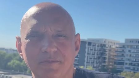 Florin Prunea l-a lovit și Poliția a apărut imediat: „E unul afară în salvare, îl coase acum”. I-a făcut plângere penală