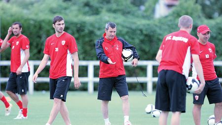 Tamaș și Diakite sunt apți de joc cu Rapid