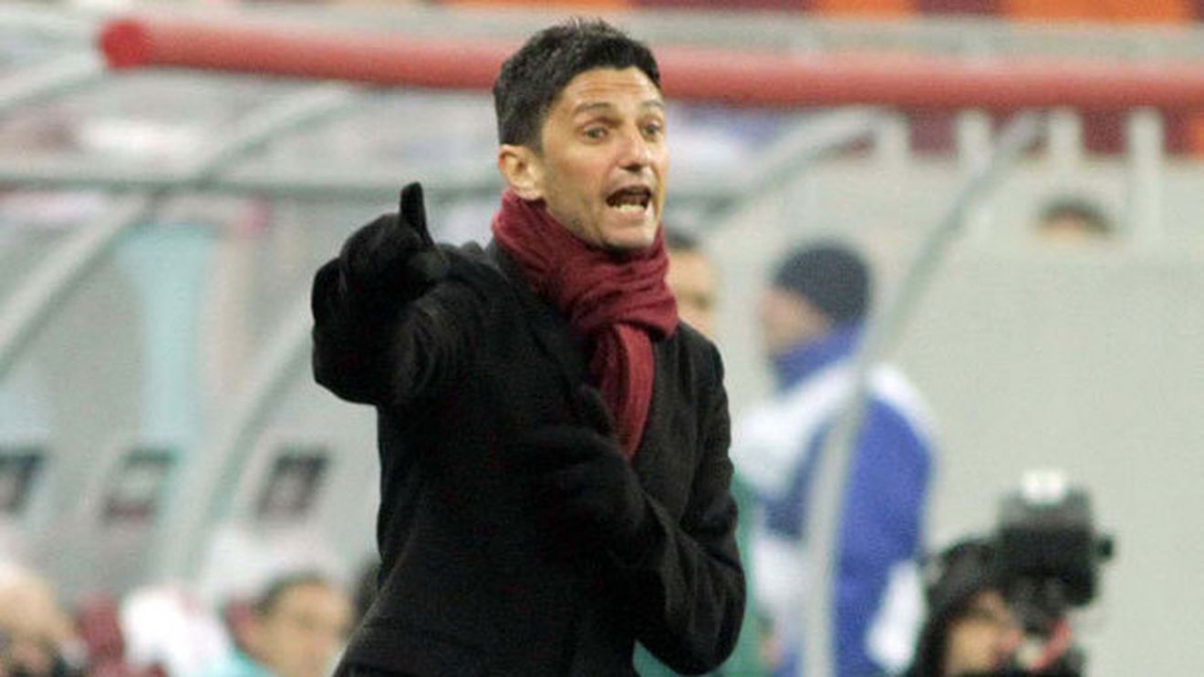 Lucescu, dezlănțuit! Arbitrii îi spun 'șefu' lui Paszkany: "Am rămas mut când i-am auzit" De ce valizele au devenit armele CFR-ului!?