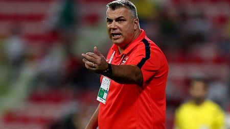 Interesul Federației din Emiratele Arabe Unite pentru Cosmin Olăroiu este real. „Este normal ca numele lui să fie peste tot!”