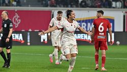 Sepsi – Dinamo 0-2 iar jocul „câinilor” deja devine o stare. Cronica scrisă live de Gabriel Berceanu