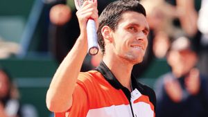 Hănescu - Tursunov,în direct la Sport.ro