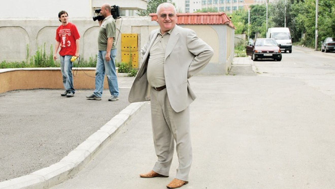 Mitică, reales!** "În locul lui Săpunaru, dacă eram jignit, îi dădeam cu camera în cap!"