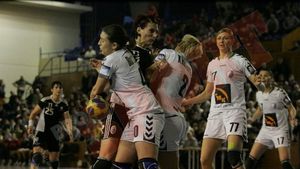 "U" Jolidon Cluj-Dinamo Volgograd,** scor 24-29, în turul optimilor Cupei Cupelor