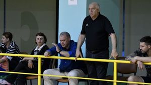 Vasile Stîngă: „La fete e ceva incredibil, cred că este cea mai tare ligă din Europa”. Golgheterul all-time al naționalei a spus cine o poate bate pe Dinamo și cum vede parcursul echipei Steaua