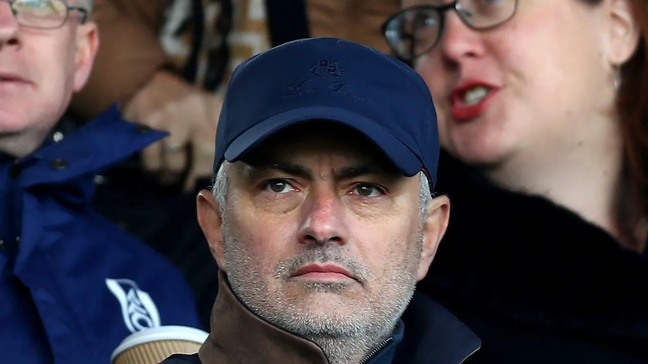 Mourinho a revenit în Premier League cu victorie. Meci cu cinci goluri și emoții în prelungiri pentru portughez