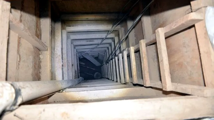 Cum arată tunelul secret prin care a evadat El Chapo. Cel mai mare traficant de droguri din Mexic ar fi plătit 50 de milioane de dolari pentru a fi ajutat să evadeze