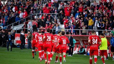 Mircea Rednic își pune jucătorii în gardă înainte de meciul aniversar UTA - Sepsi: „Să nu care cumva să le stricăm sărbătoarea suporterilor!"