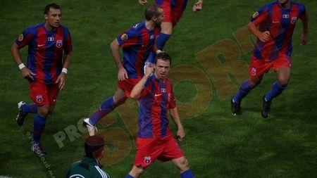 După 382 de zile!** Steaua nu mai înscrisese 3 goluri într-o repriză din septembrie 2009!