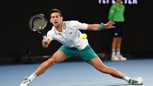 Novak Djokovic, primul finalist al probei masculine de simplu la Australian Open! Revelația Aslan Karaţev, învinsă după 113 minute de joc