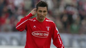 Hidișan: "Mi-aș dori să joc la Pandurii"