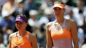 Halep dă cărțile pe față: ce o nemulțumește atunci când joacă cu Șarapova. Simona îi pregătește o surpriză Mariei: "De acum înainte voi merge împreună cu ea la baie!"