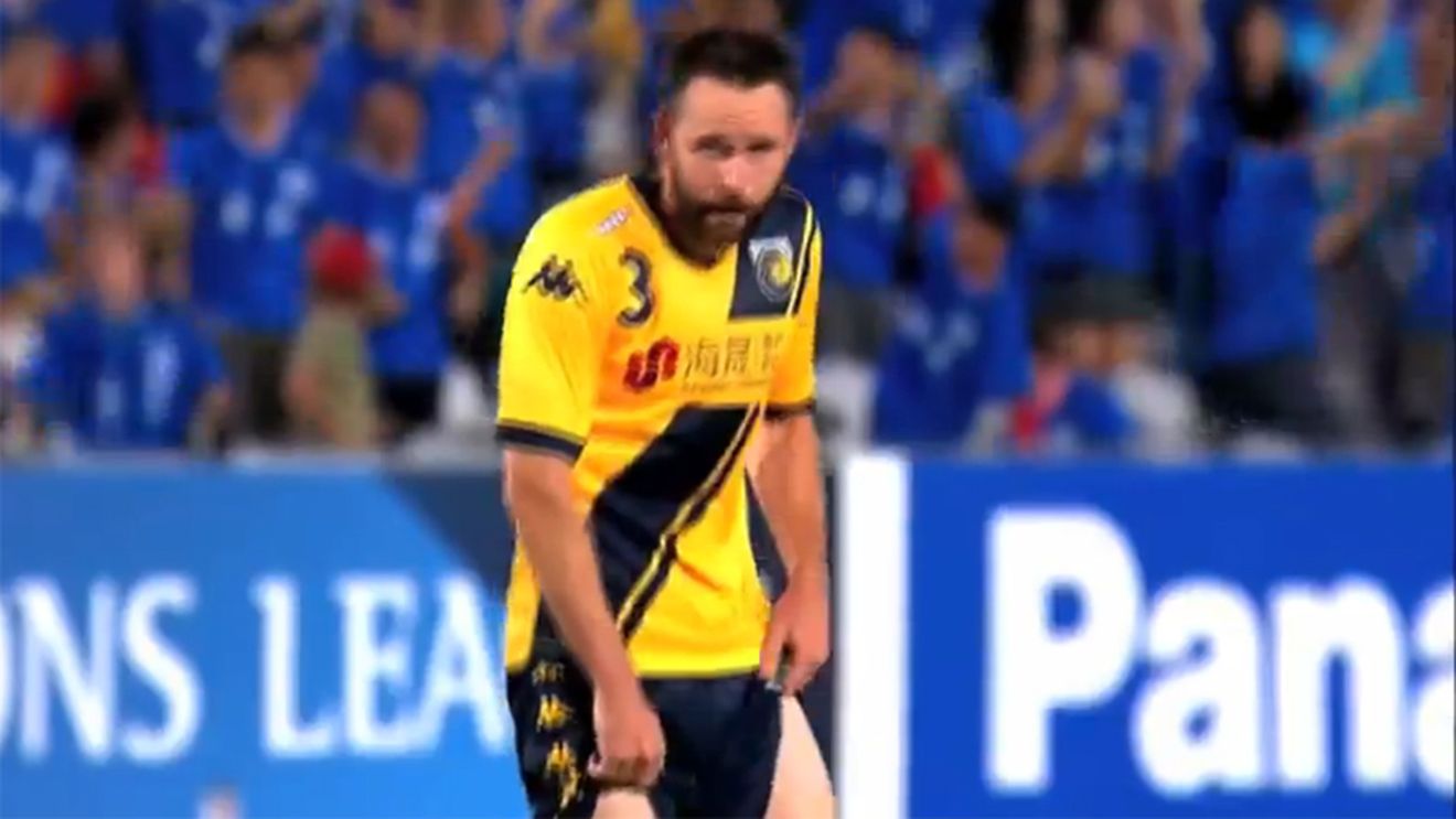 VIDEO | Autogol de la 50 de metri marcat de Rose, fost jucător la Craiova. Faza s-a petrecut în meciul cu echipa lui Contra