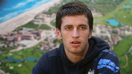 LOVIN**escu: "Aș putea scrie o carte despre conflictul Gigi - fani!"