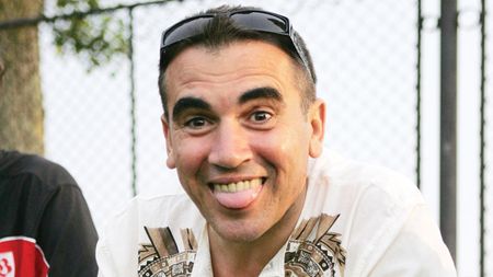 Becali: „Să-ți ia foc PIC-urile!"** / Penescu: „Să-ți moară oili!"