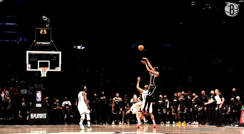 Brooklyn Nets, principala favorită la câștigarea titlului în NBA, a fost eliminată din play-off! Chiar și cu un joc uriaș al lui Kevin Durant, care a stabilit un record într-un eșec dureros