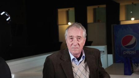 Legendele Stelei au vrut să trucheze marea finală pentru ”un geamantan de dolari”! Ce a făcut Valentin Ceaușescu după ce a aflat: ”Au luat banii, nu i-a împiedicat”