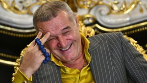 Adrian Ilie, dezvăluiri despre mesele cu Gigi Becali. Ce i-a putut spune patronul FCSB unui milionar spaniol, conducător și el în fotbalul mondial, și răspunsul primit: „Asta nu pot să traduc”