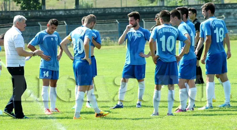 Din rău în mai rău.** FC Hunedoara și-a pierdut antrenorul după eșecul de pe terenul 
