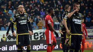 Anunțul LPF: Când joacă Dinamo și FC Botoșani în Liga 1, echipe unde sunt cazuri de COVID-19!