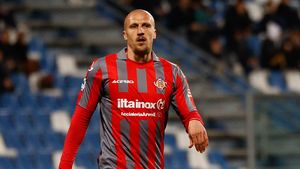 Diagnosticul primit de Vlad Chiricheș după ce a ieșit accidentat de pe teren în ultimul meci jucat de Cremonese în Serie A