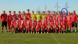 Antrenorul care l-a crescut pe Miculescu la UTA, declarații emoționante după transferul la FCSB: „Un băiat talentat, ambițios, care a știut mereu ce vrea de la fotbal. Are exemplul lui Man!"