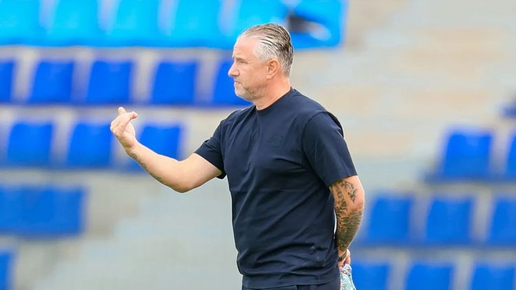 Laurențiu Reghecampf a decis primele două nume pe care le aduce la FCSB! Gigi Becali şi-a dat acordul: „Vin cu el!”