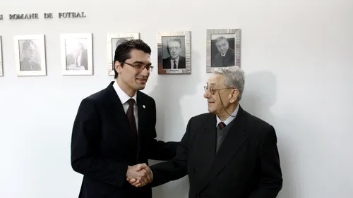VIDEO | Gestul lui Răzvan Burleanu față de Mircea Pascu, primul președinte al FRF după Revoluția din 1989: 