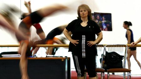 Cum arată acum Mariana Bitang, la 62 de ani! Apariție rarisimă a „Doamnei de Aur” a gimnasticii românești